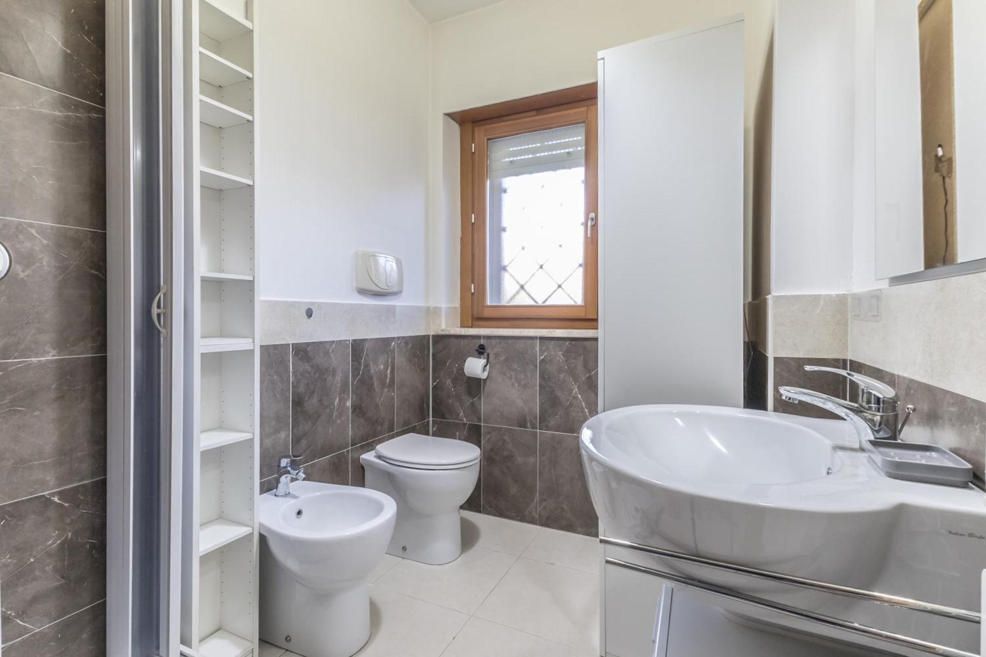 Porte Di - With Cozy Terrace Rom