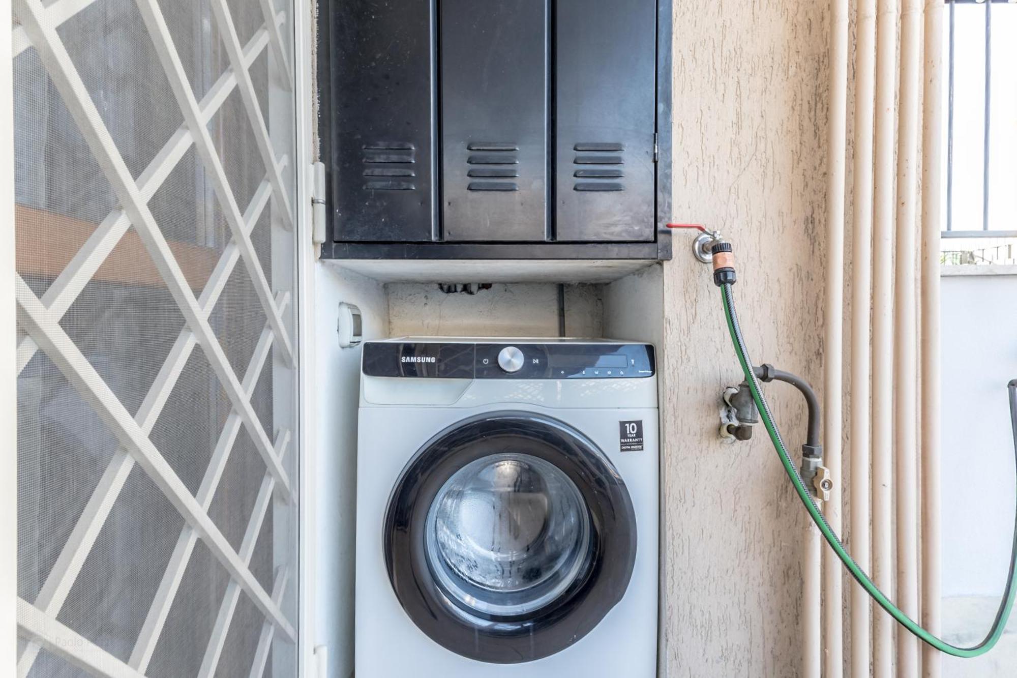 Porte Di - With Cozy Terrace Apartment Rome