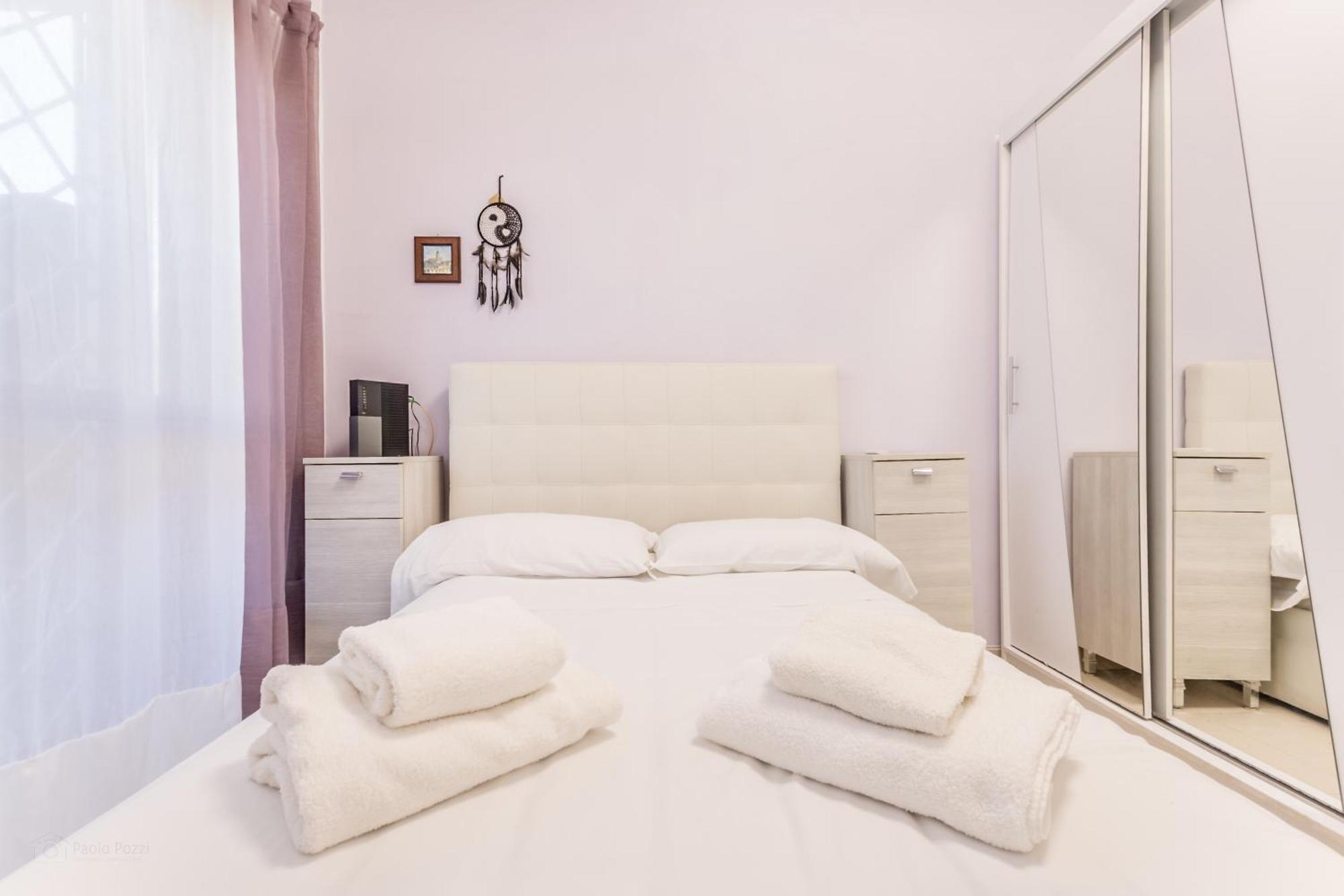 Porte Di - With Cozy Terrace Rom